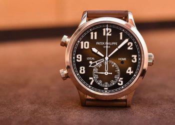 Patek-Philippe-Calatrava-Pilot-Travel-Time