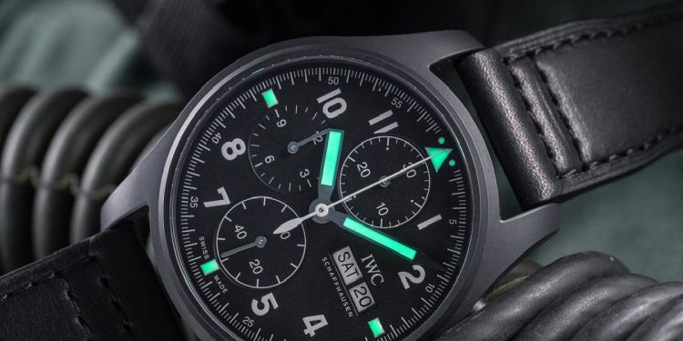 IWC-Pilot -IWIL387905-Tribute-to-3705