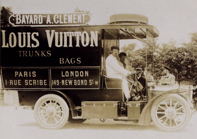 Louis Vuitton fondazione nel 1854